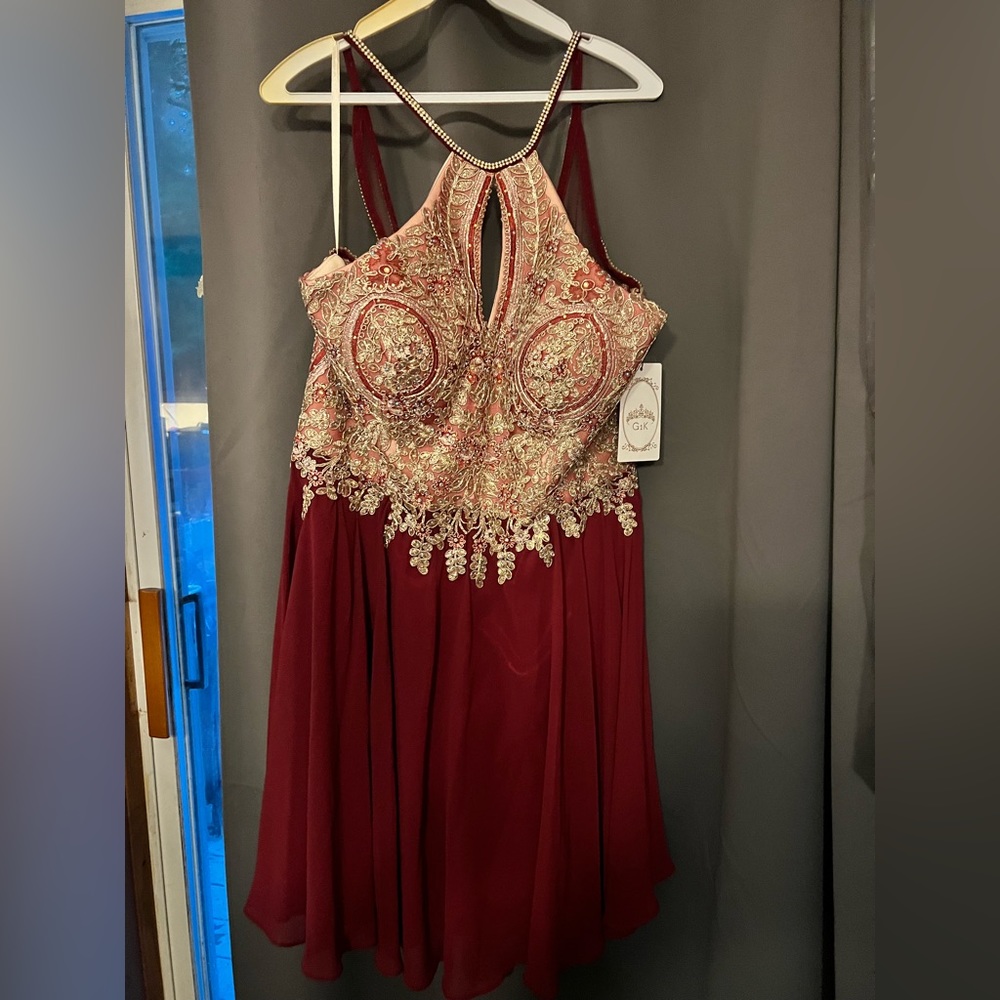 Narianna Brand, XXL Burgandy Semi-Formal dress.